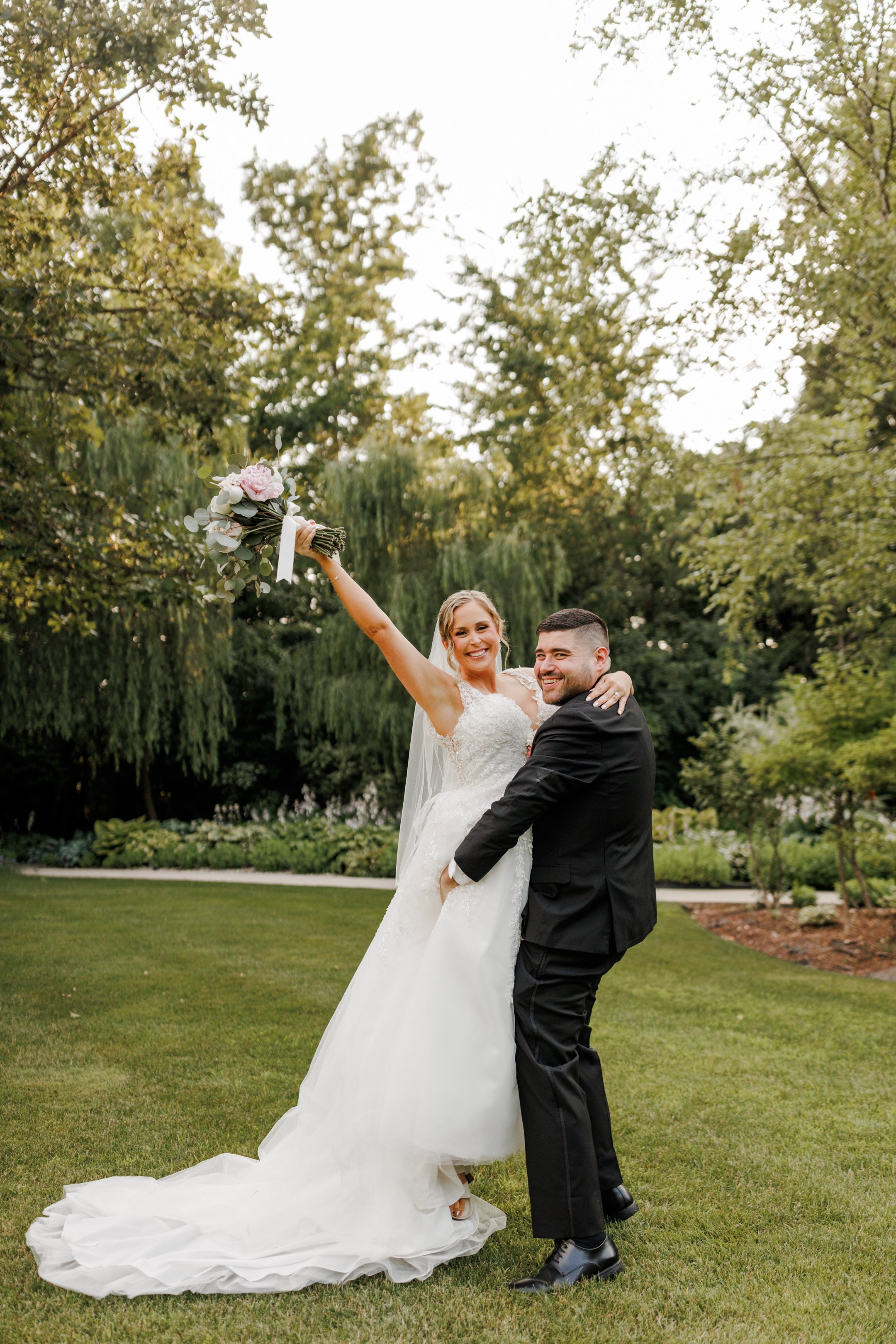 ABBY + DAVE / Grecian Center Wedding