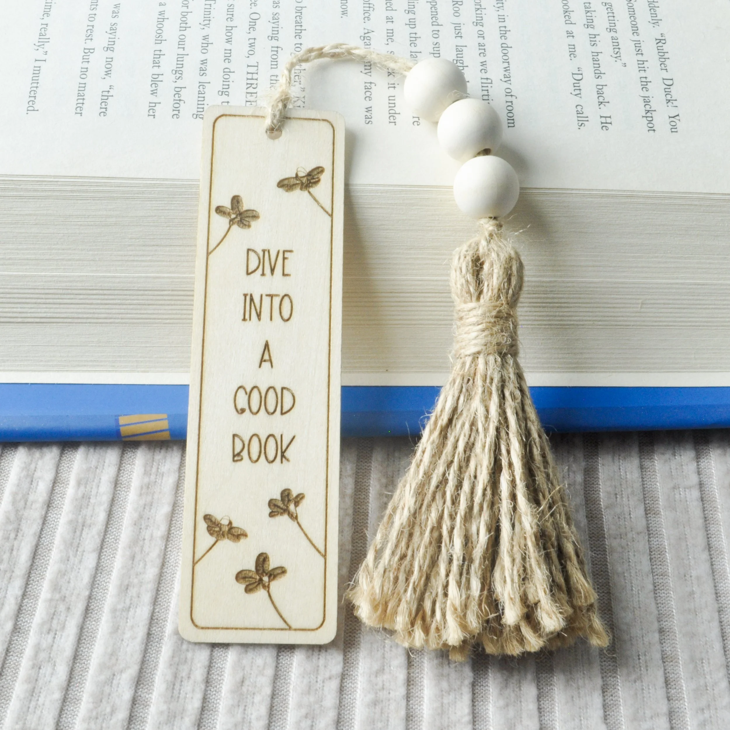 Design1_Twin Thread Macrame_Wooden Bookmarks
