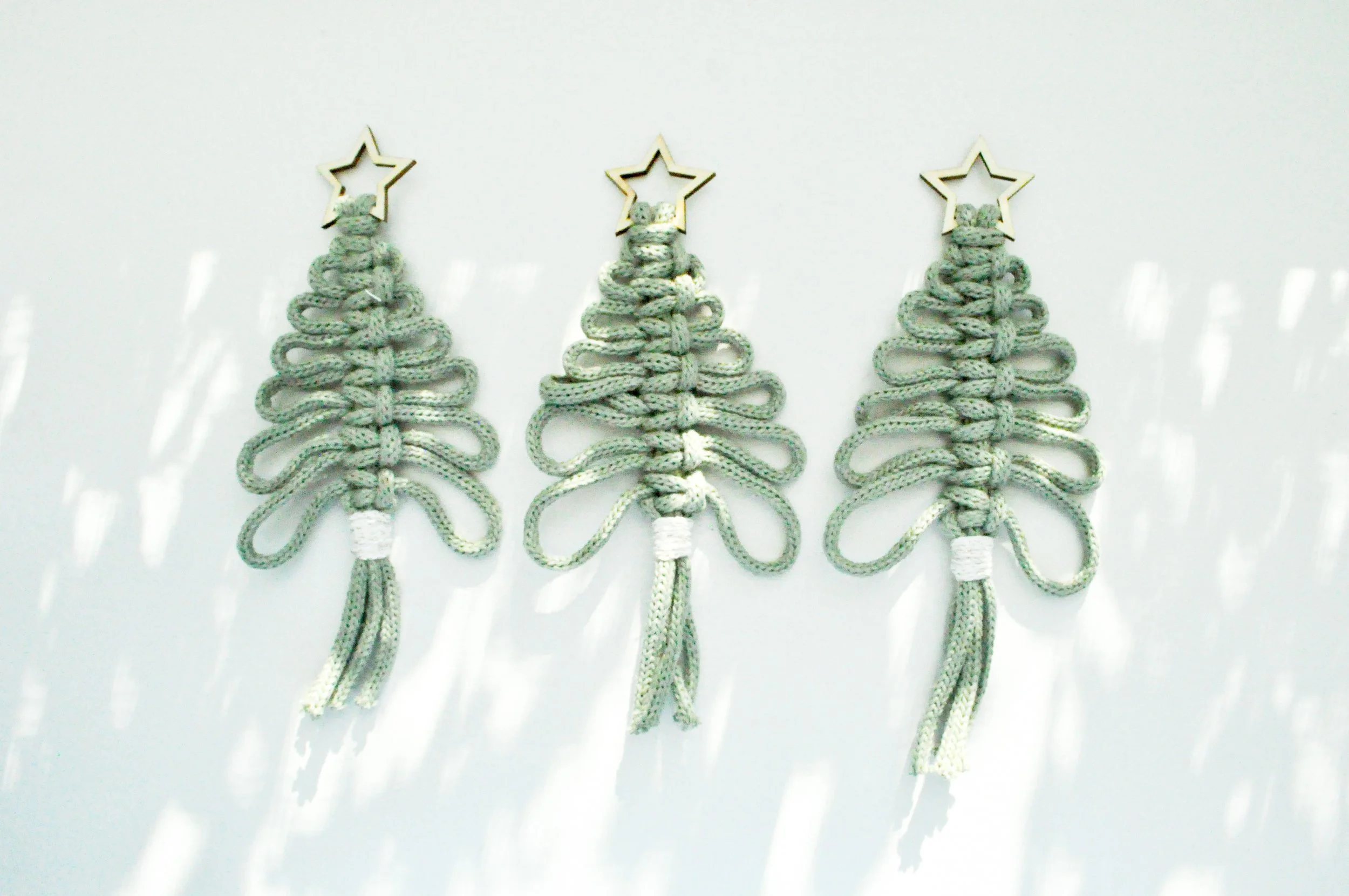 1_Green_Christmas Tree.jpg