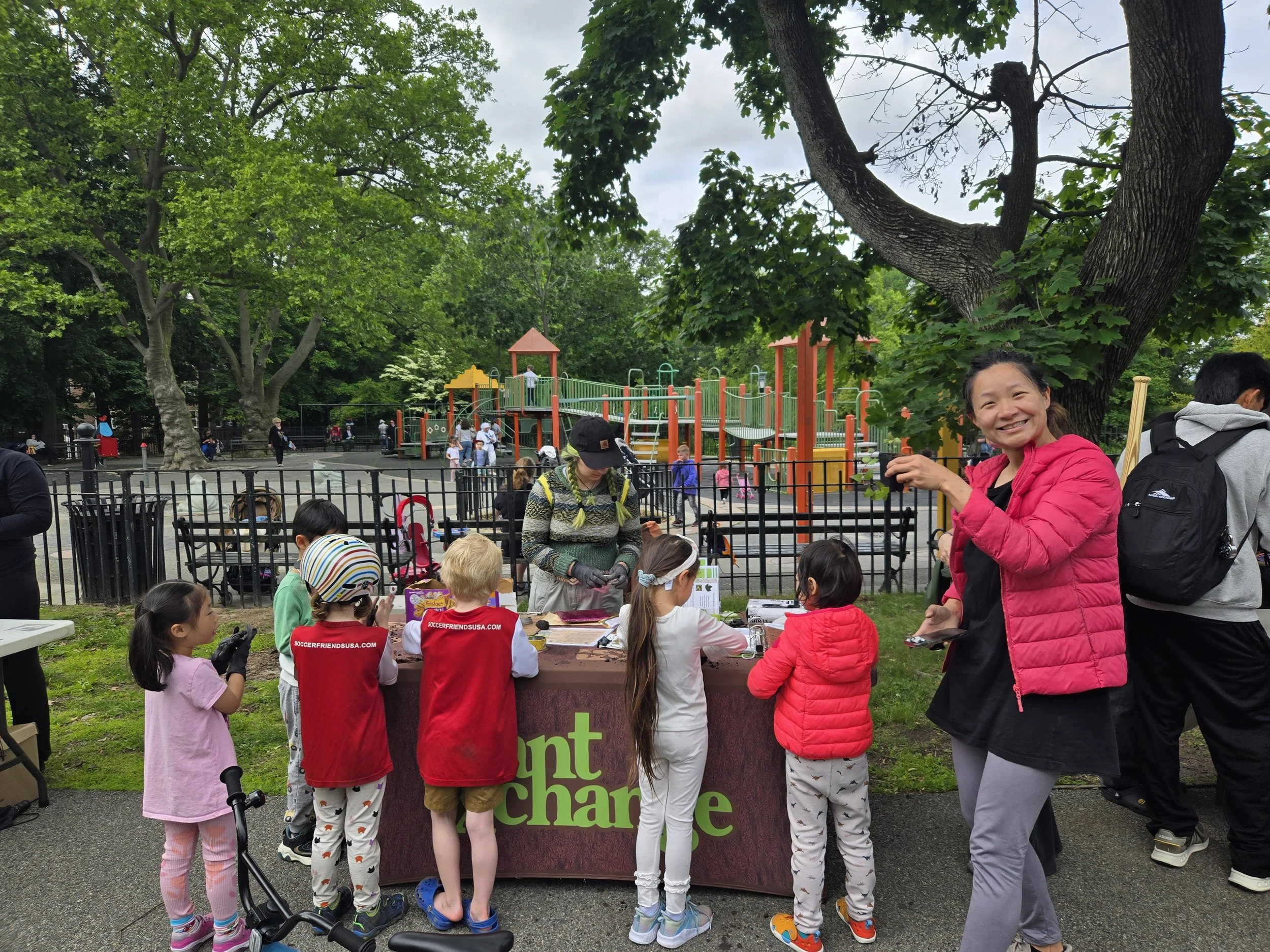 Tabling & Distribution for community groups (3 hours)