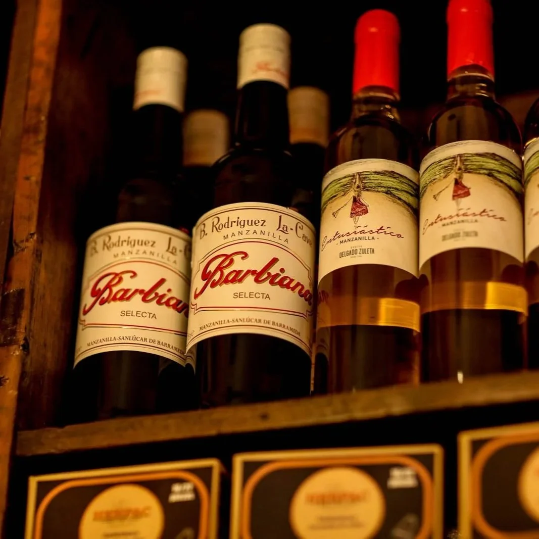 VINOS GENEROSOS - 
Rich in history and most importantly flavour, Sherry and Montilla wines are spectacular, yet notoriously underrated. With floral, citrussy, nutty Fino wines to rich, sweet and comforting Pedro Ximenez, there really is nothing like 