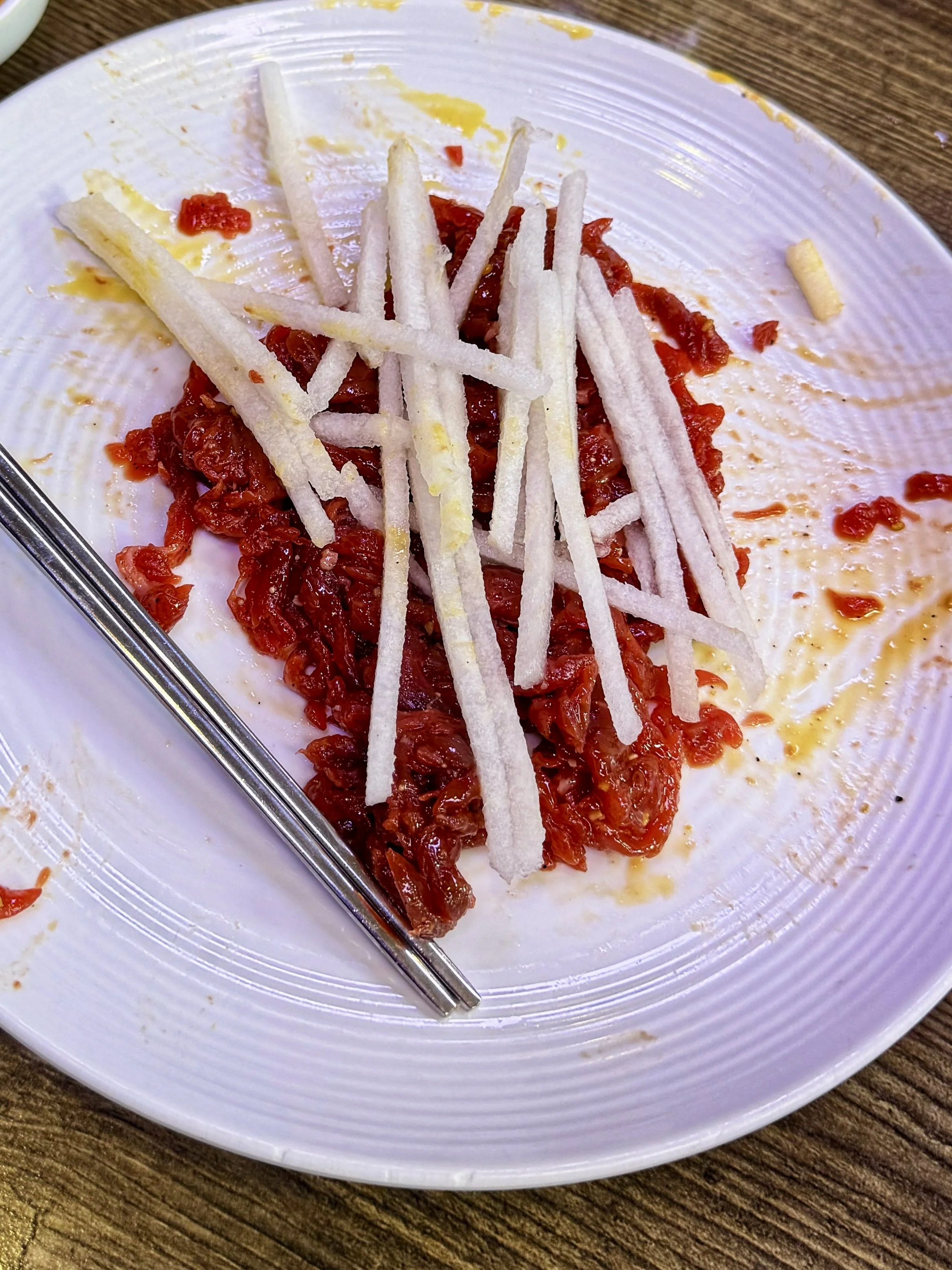 Yuk-heo (Raw Beef)