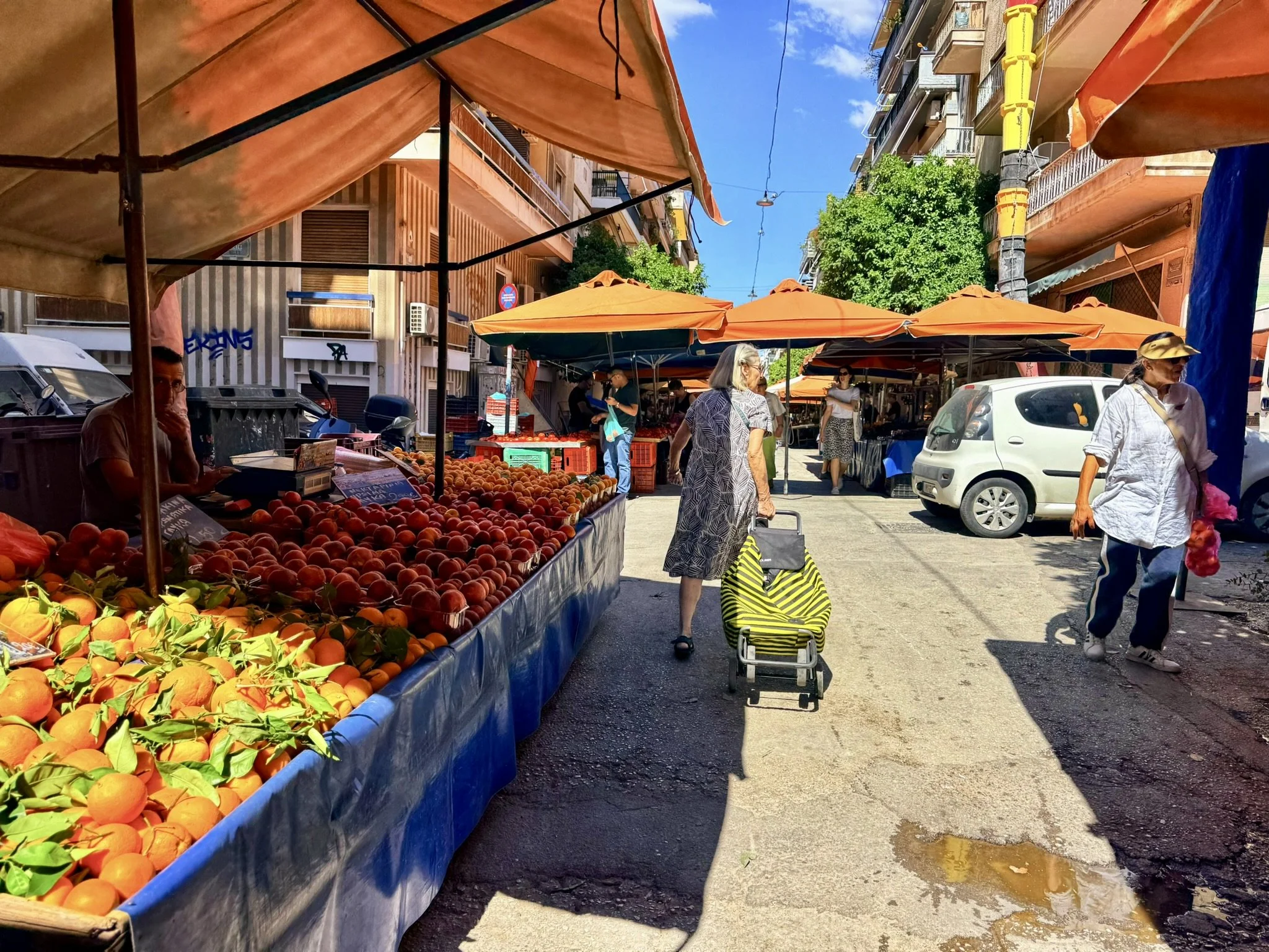 Neighborhood market