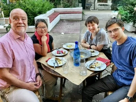 Al fresco dining with family