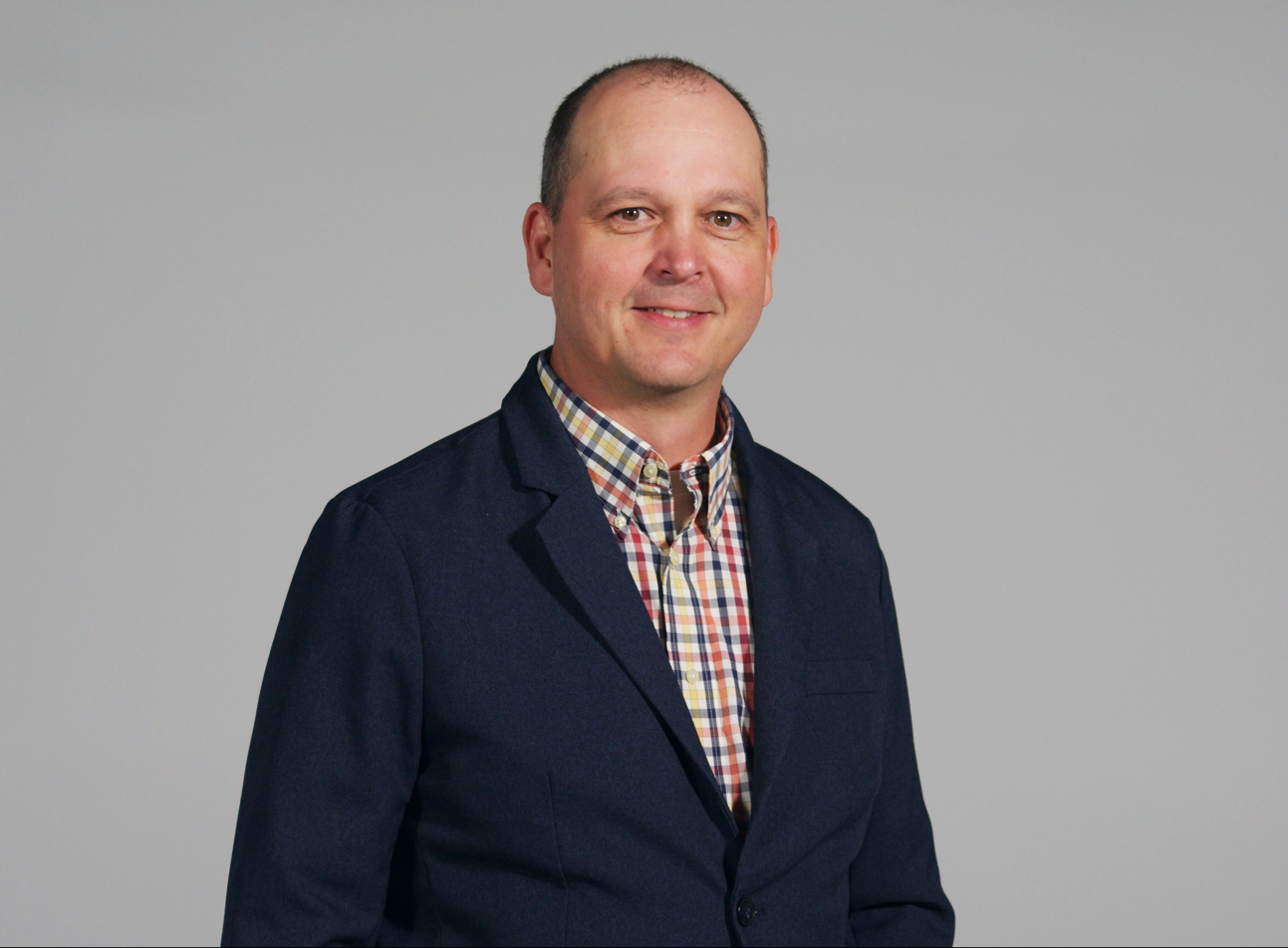 Rev. G. Travis Norvell headshot