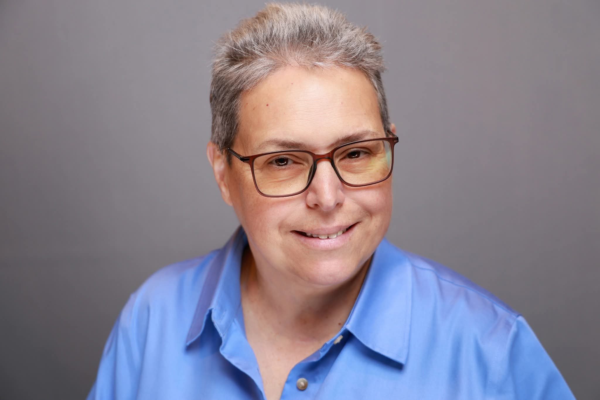 Laura Miraz headshot