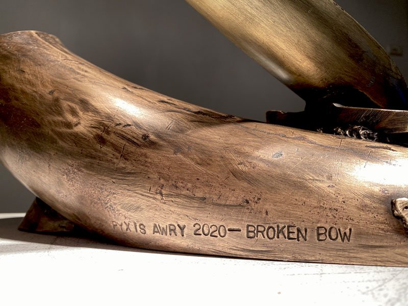 800PyxisAwry_brokenbow_title.jpg