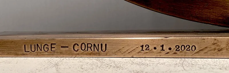 800Lunge_cornu_DETtitle.jpg