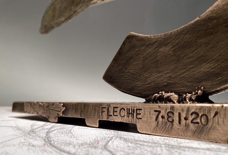 800Fleche 7.31.20_DET-title-sigTXS.jpg