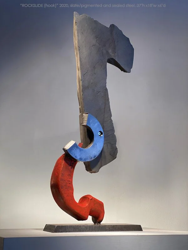 800Rockslide_hook_blueste.jpg