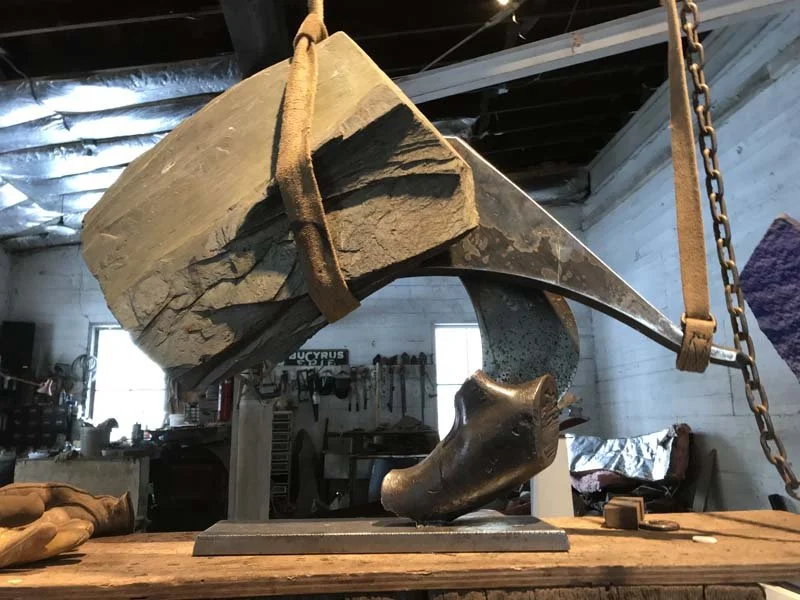 800Sagitta_turned tip_studio hang.jpg