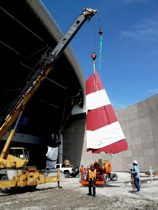 700Card_instal_wing_crane.jpg