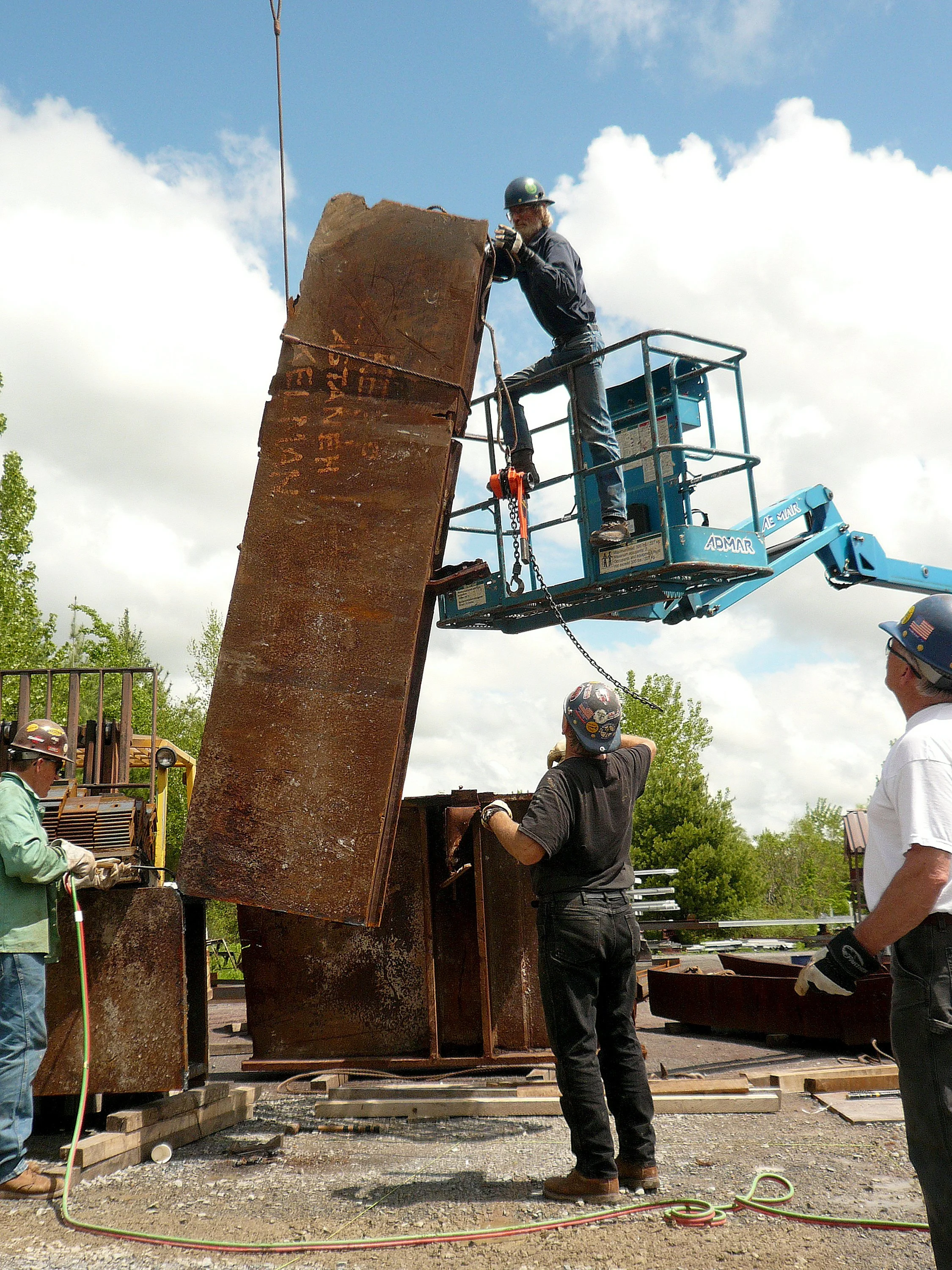 FIG13_Ironworkers 2011_gansvoort.jpg