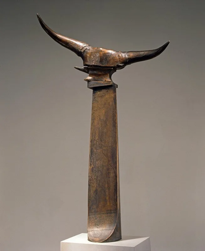 Column XI (Three Horns)
