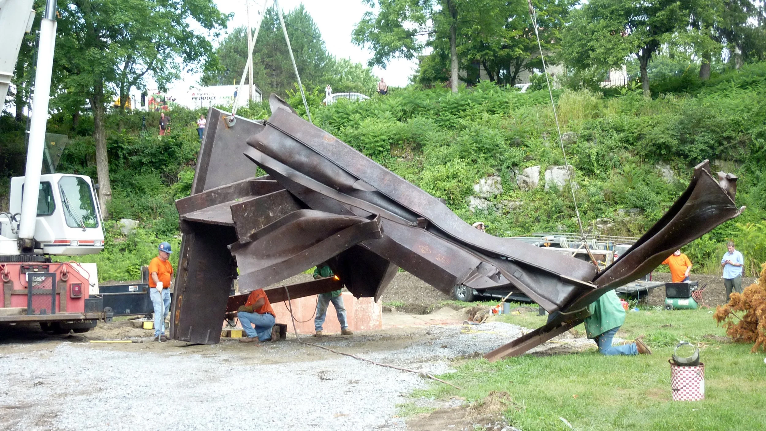 FIG12_site install2012.jpg
