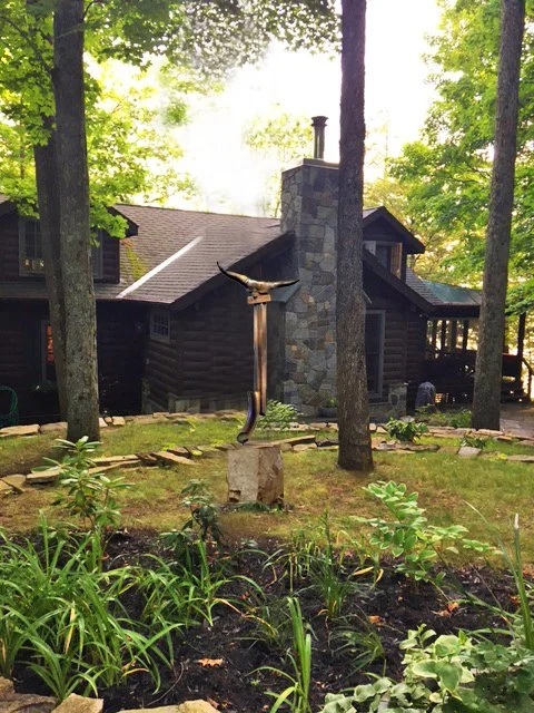 
TROPHY COLUMN

2000, bronze / granite  62"h (w/o base)x29"w x8'd