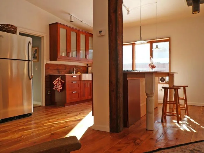 700kitchen_sw.jpg