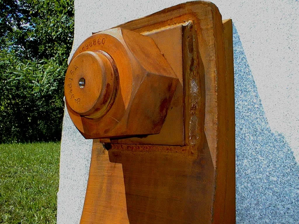 nut detail.jpg