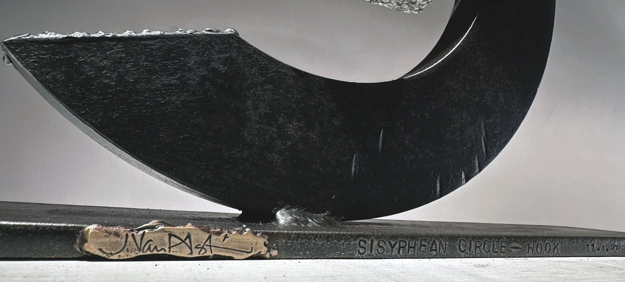 SisyPheanCir_hook_DETsign.jpg