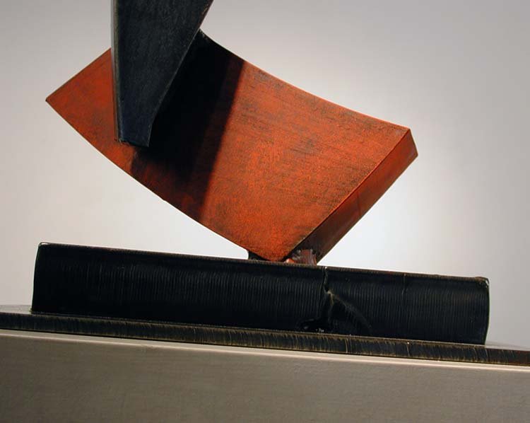 750Pique2002redDET_base.jpg