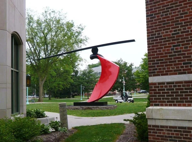 800Funambulist_courtyd.jpg