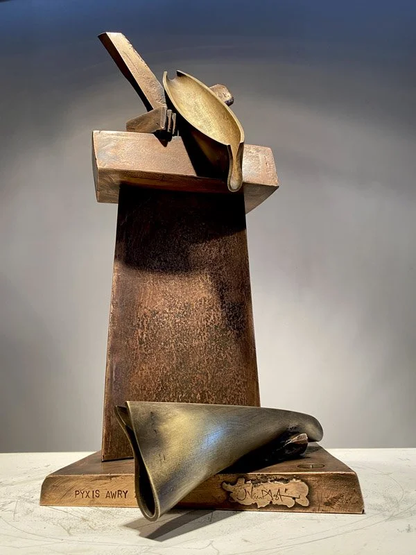 Pyxis Awry (Plunge-At Rest) (T-21-14)