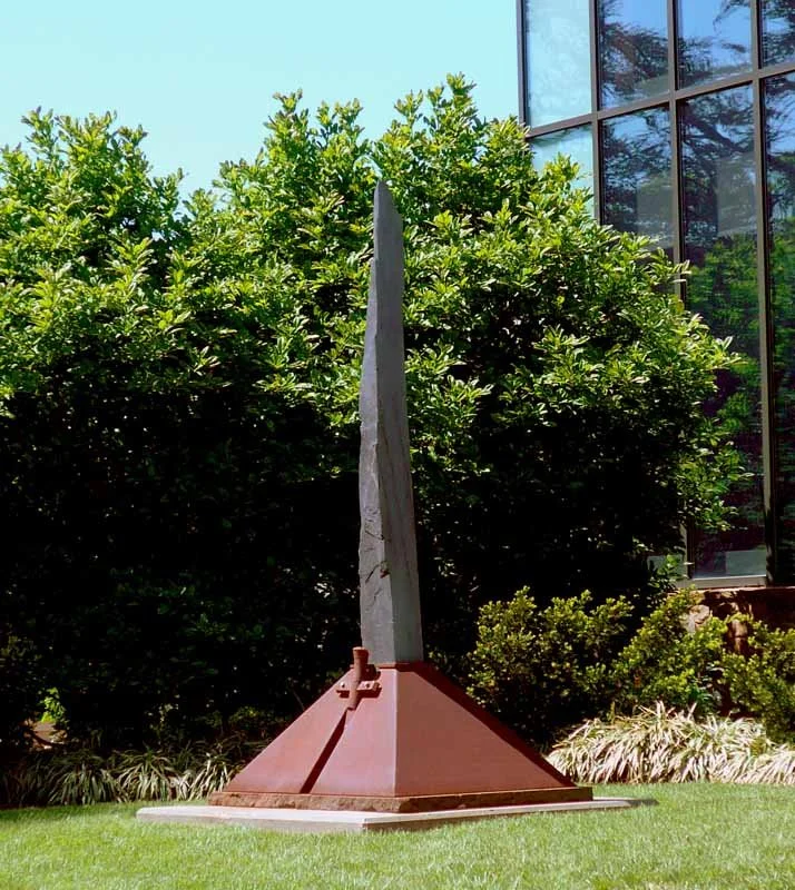 800 S-84-21 Slate Totem II_DelMus2012_1.jpg