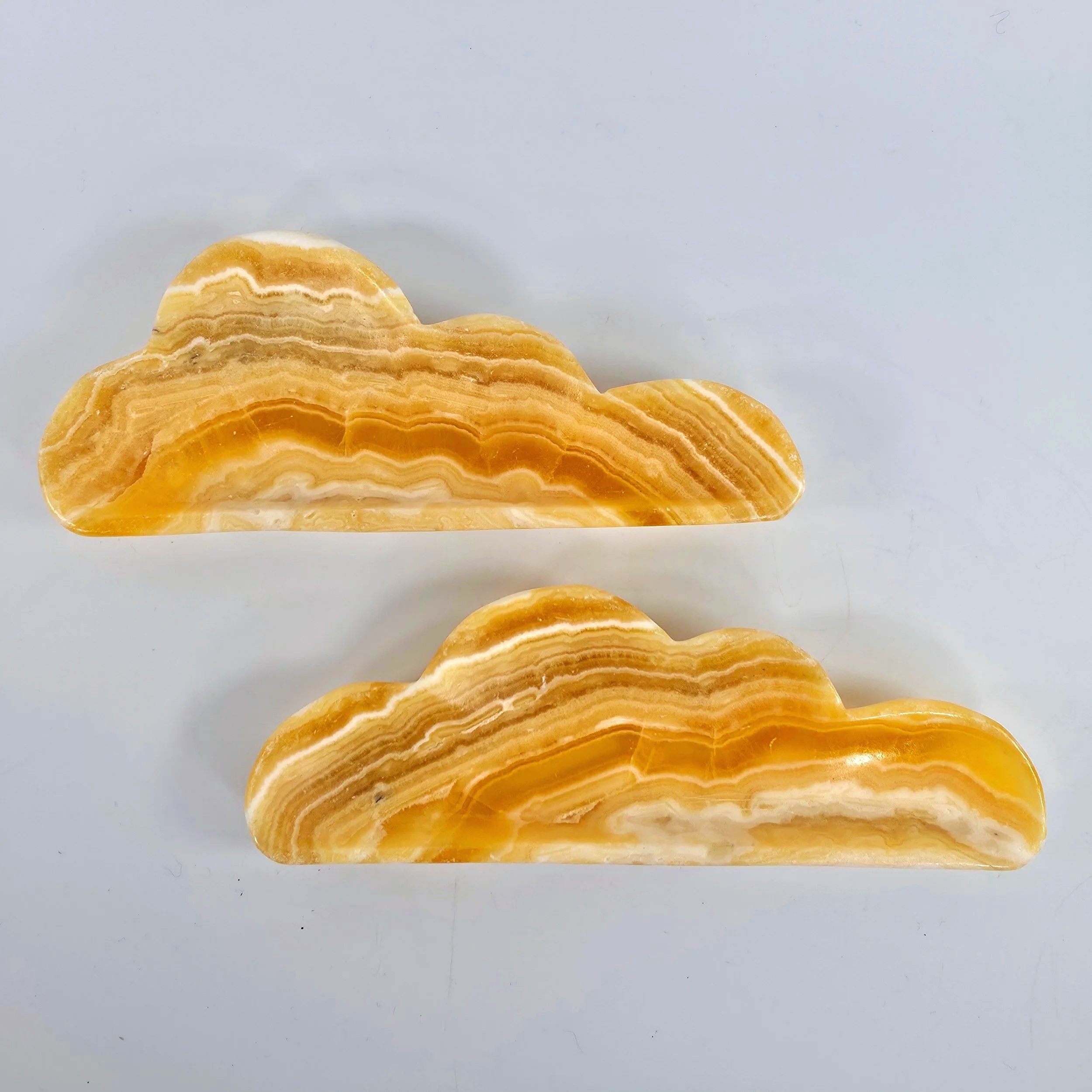 Calcite_cloud_bowl.jpg