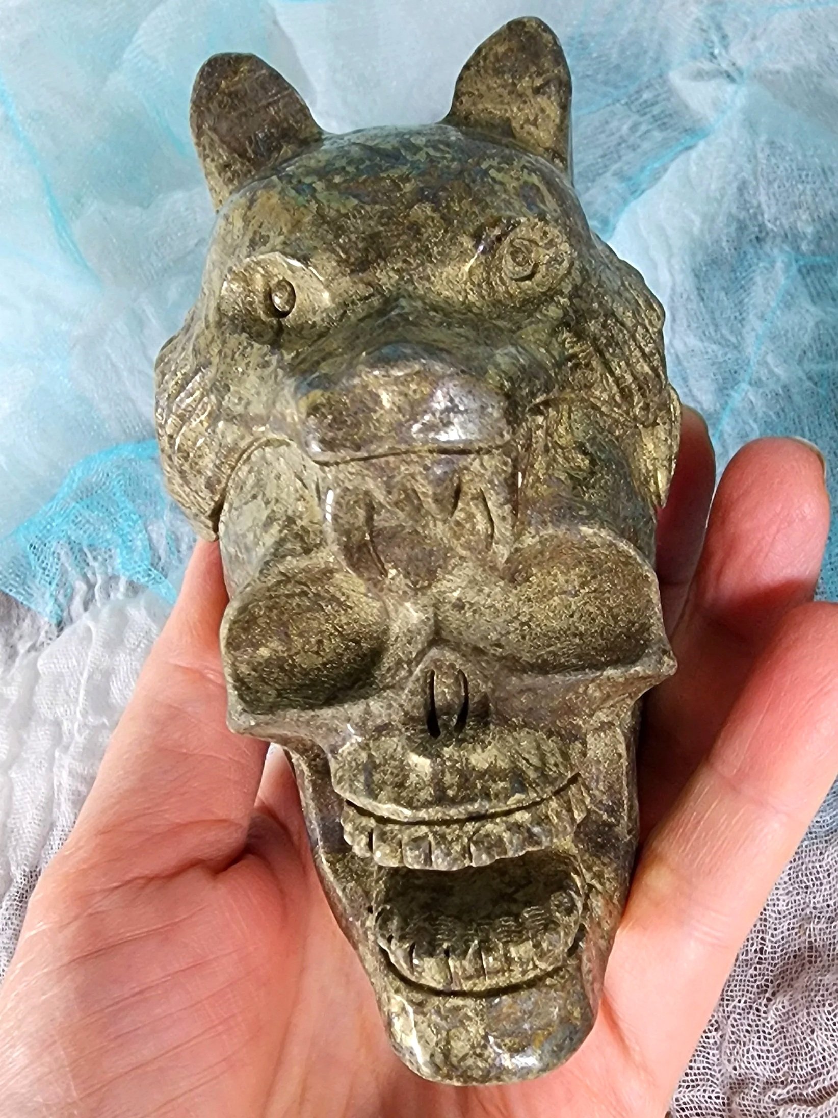 pyrite skull wolf 2.jpg