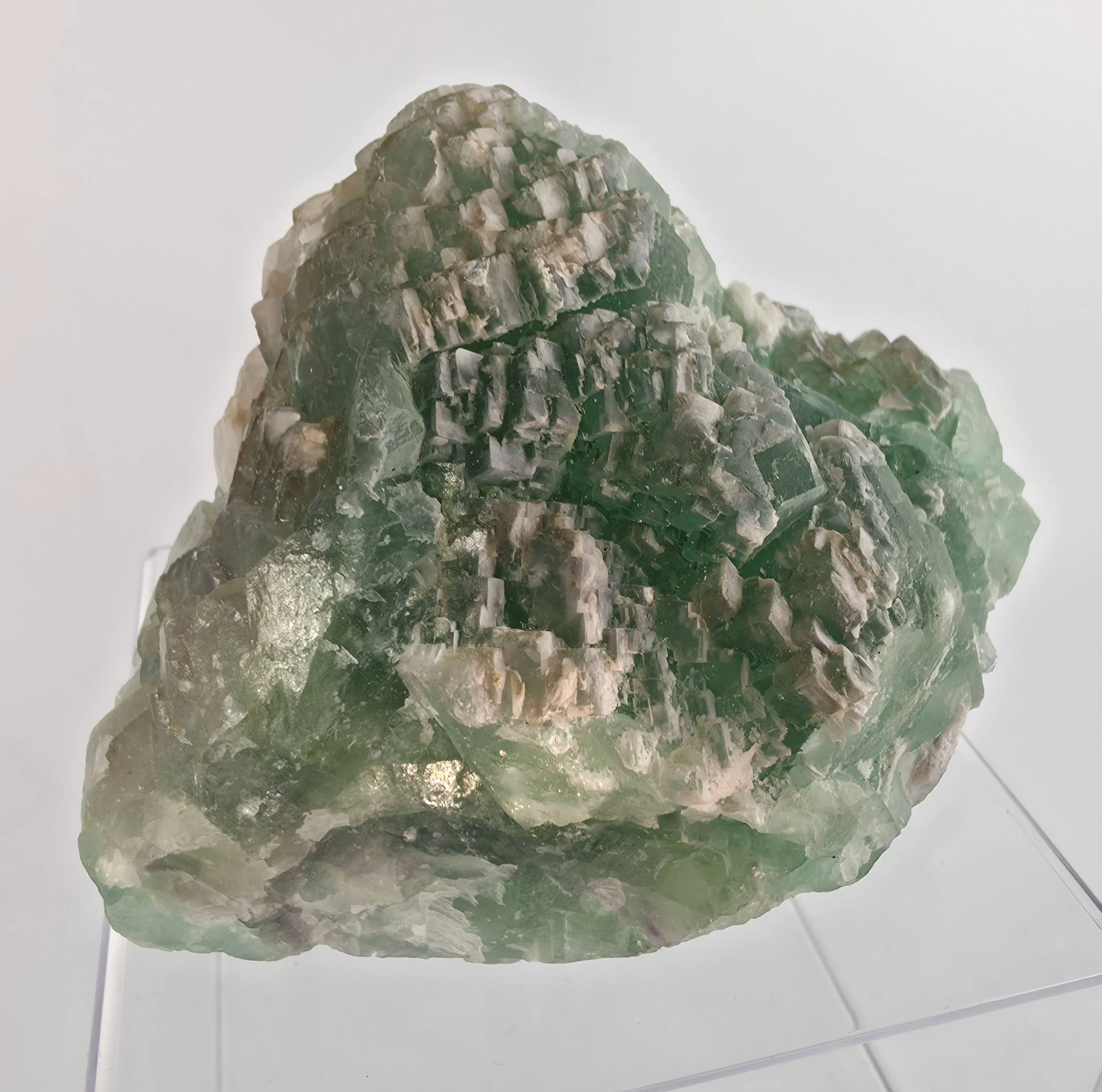 Madagascar UV fluorite.jpg