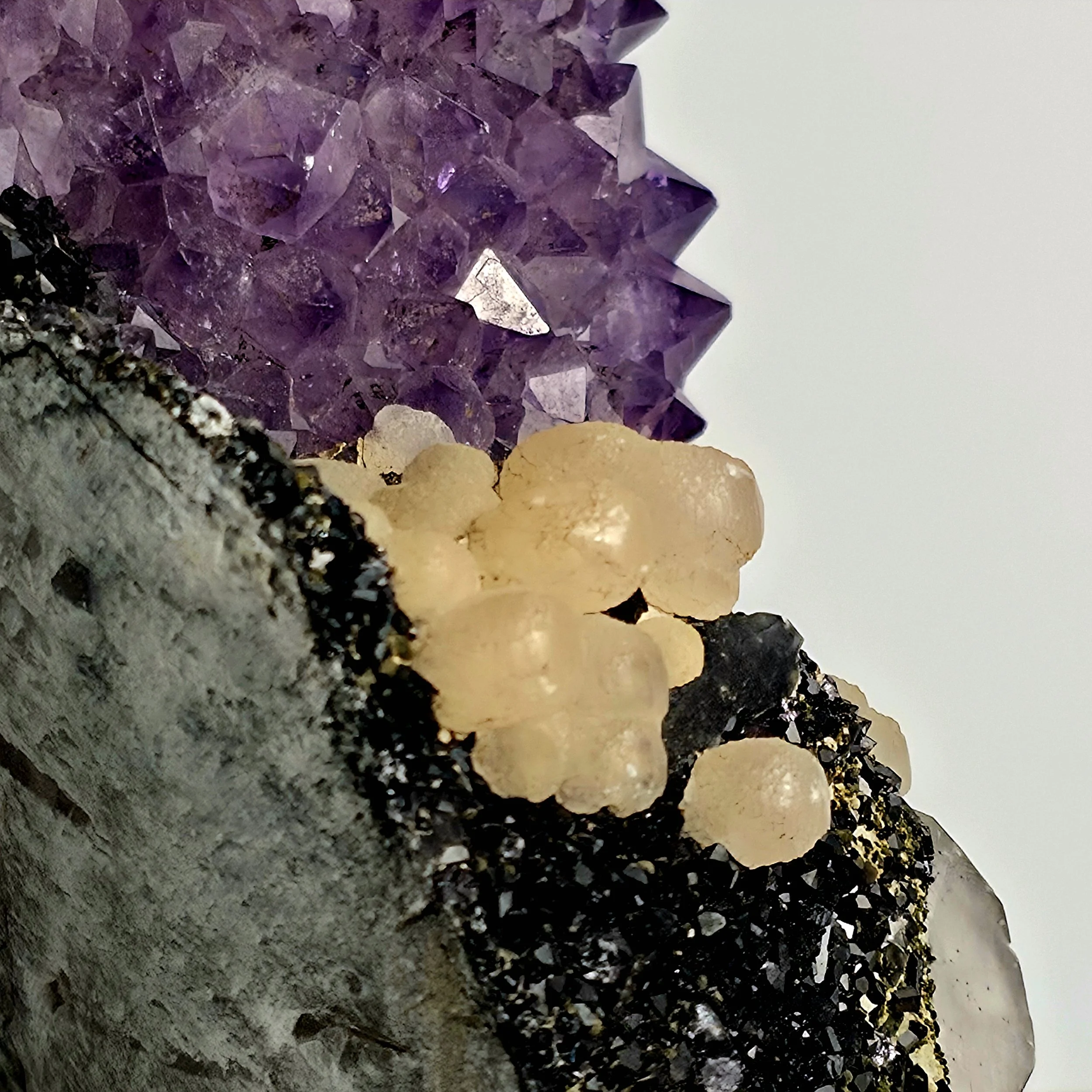 amethyst geode calcite 4.jpg