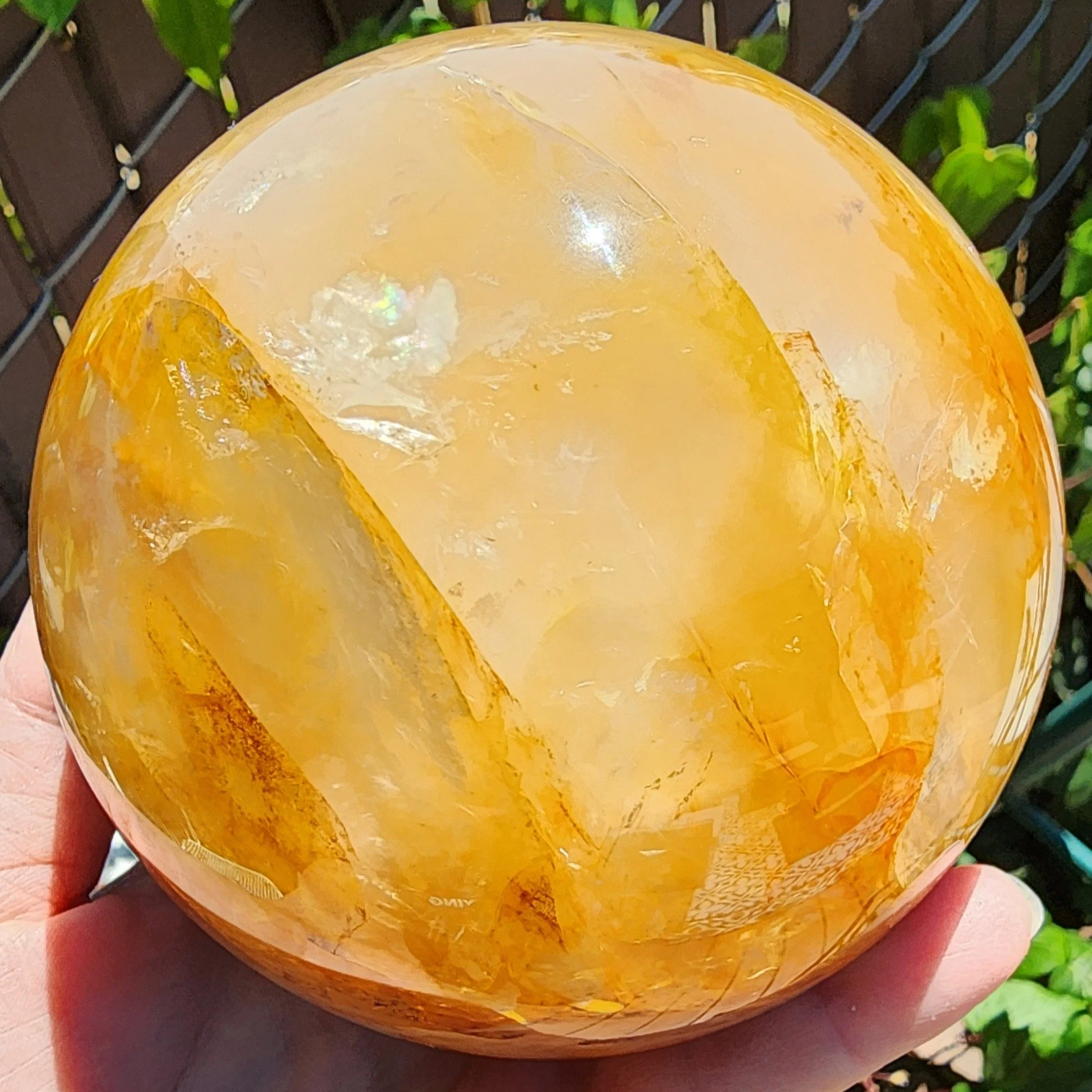 Golden+Healer+Sphere+E.png