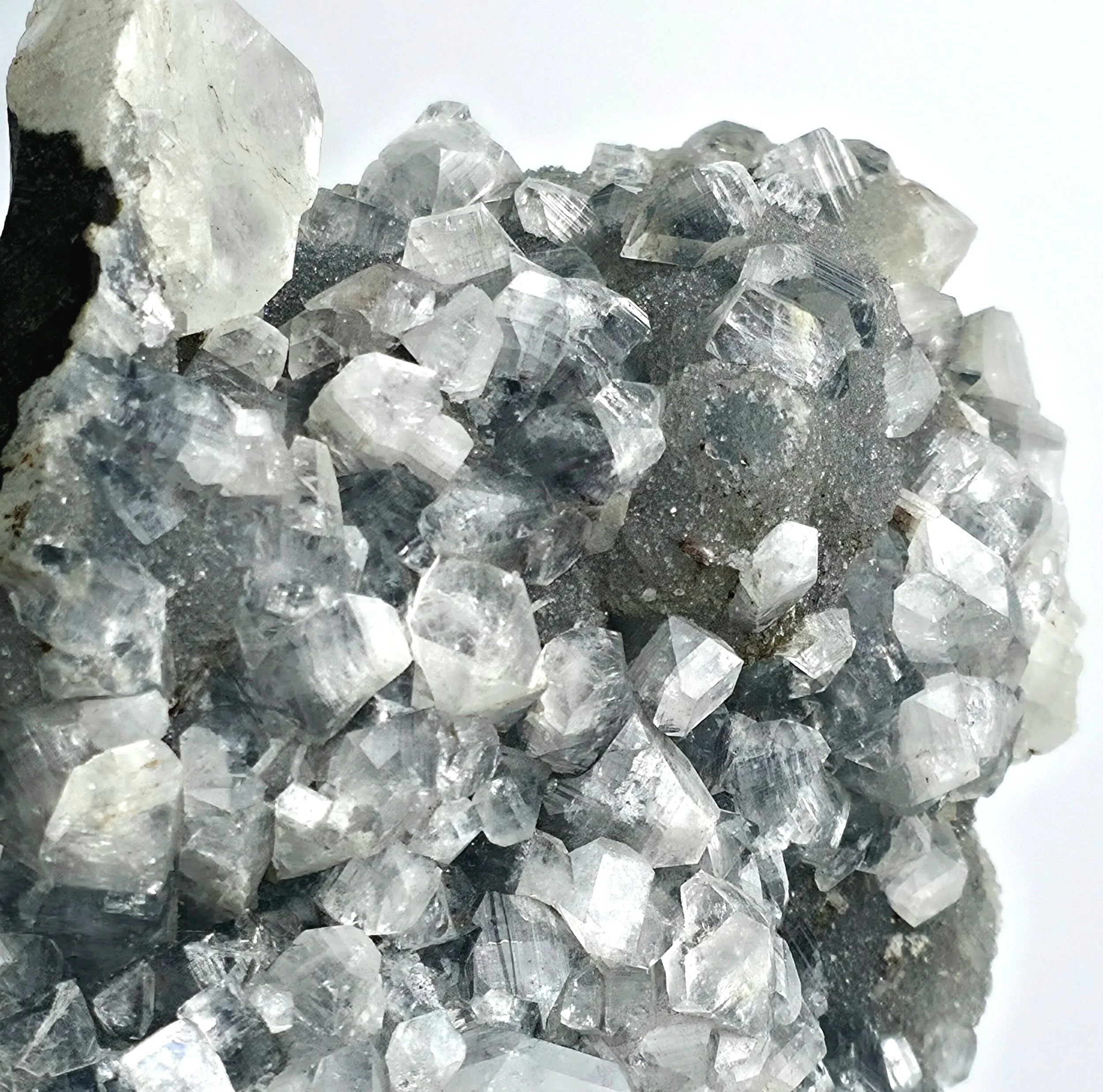 white apophyllite sphalerite.jpg