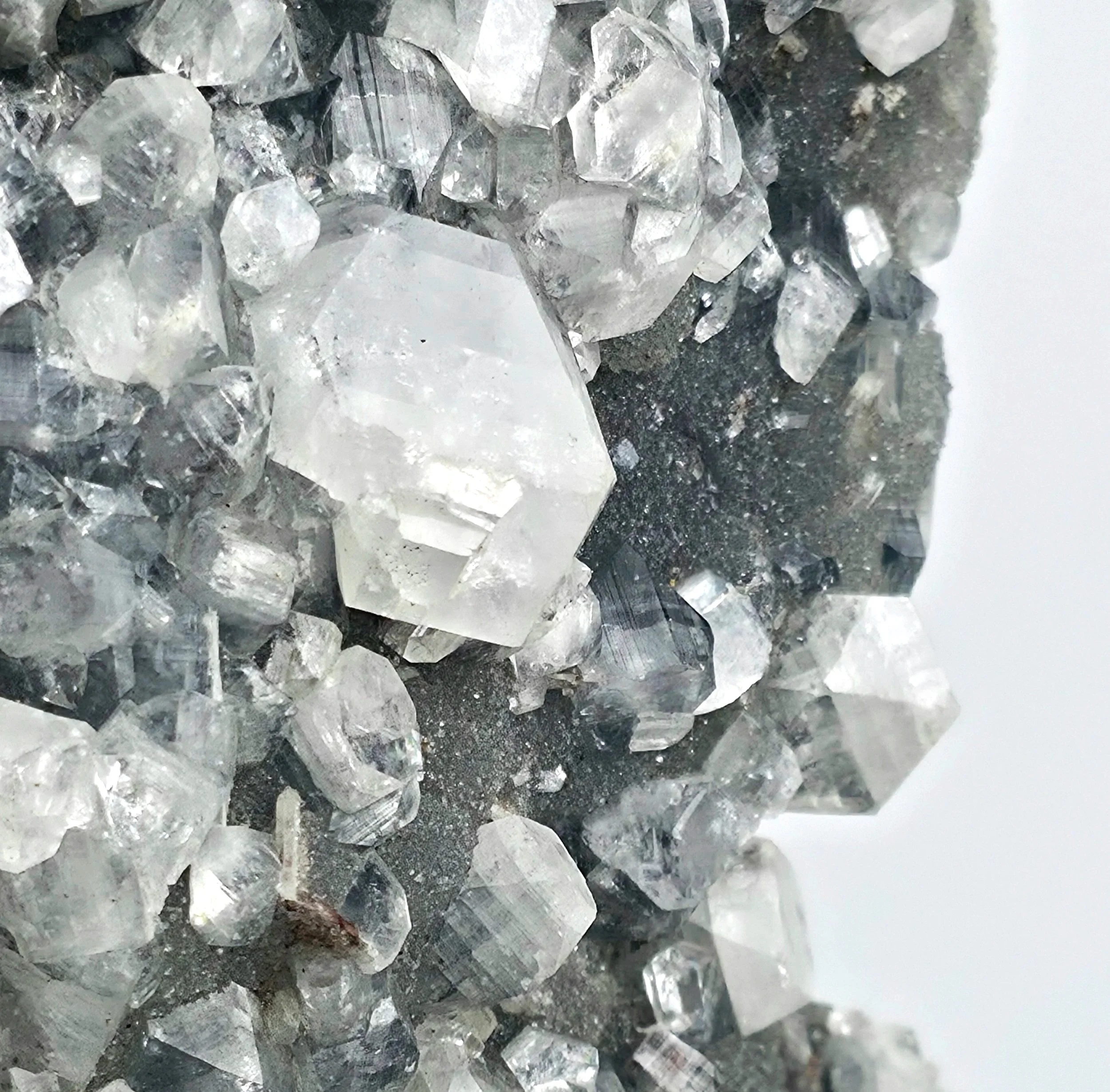 white apophyllite sphalerite.jpg