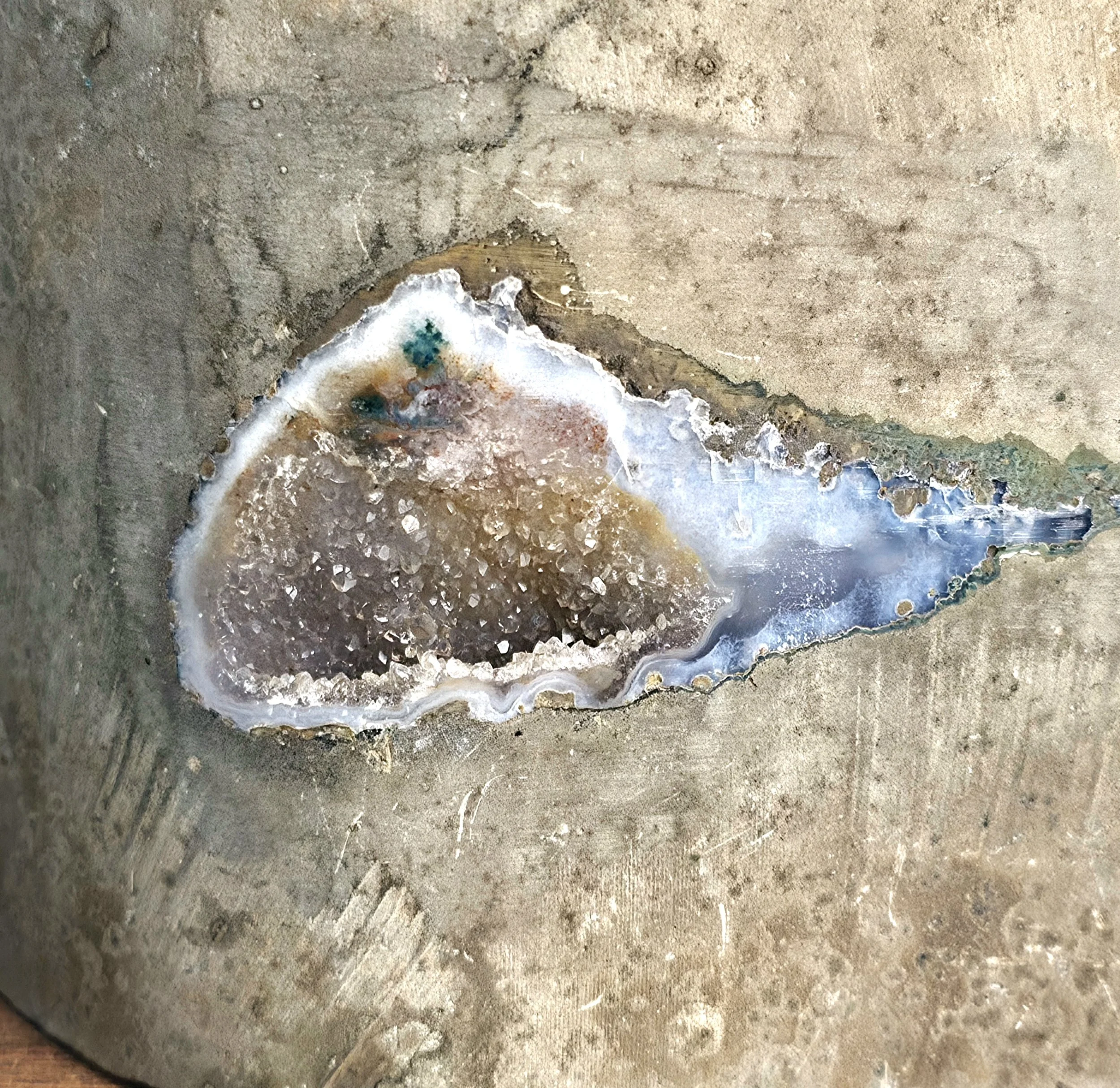 amethyst geode.jpg