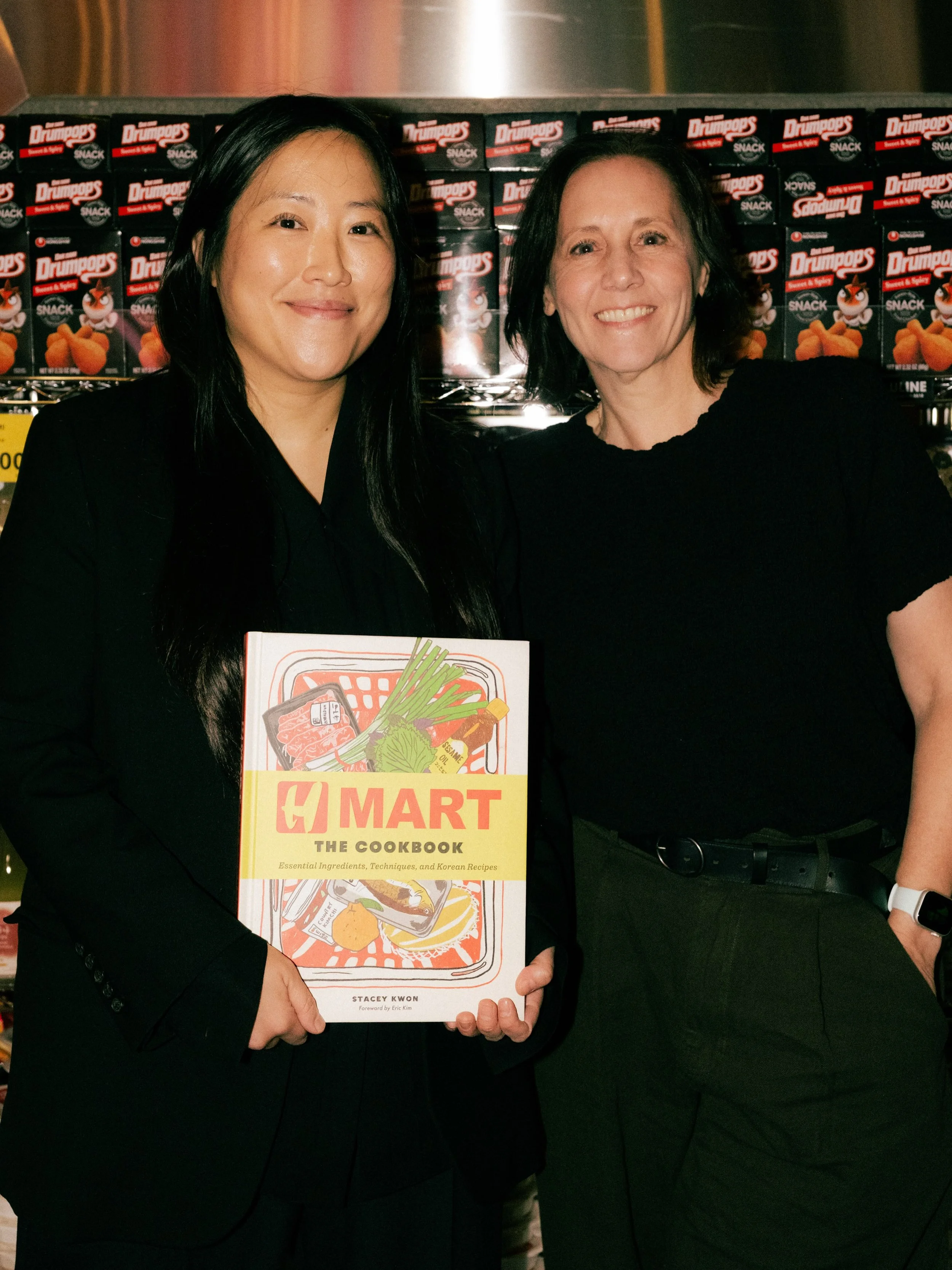 @hmartofficial released their first-ever cookbook &mdash; written by President Stacey Kwon with a forward by Eric Kim &mdash; and the release party was one for the ages! 📕🛒

We transformed @baekjeongblack into a mini H Mart, complete with a tuna cu