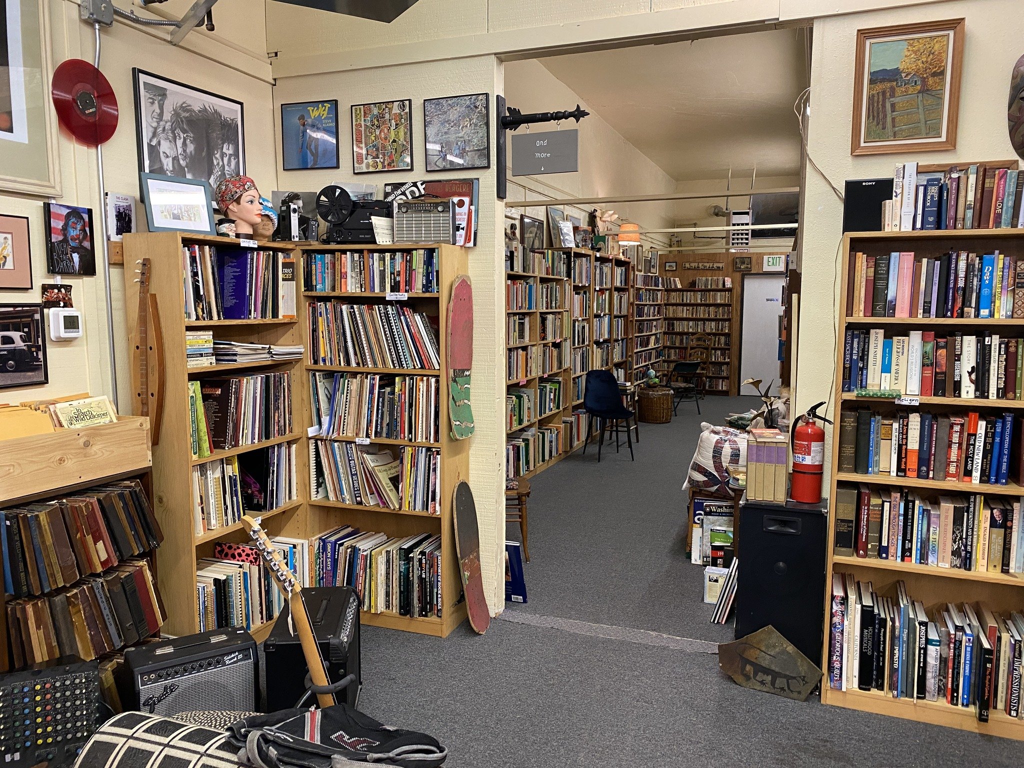 Music and musician biography, biography, religion, poetry, sports history and biography books