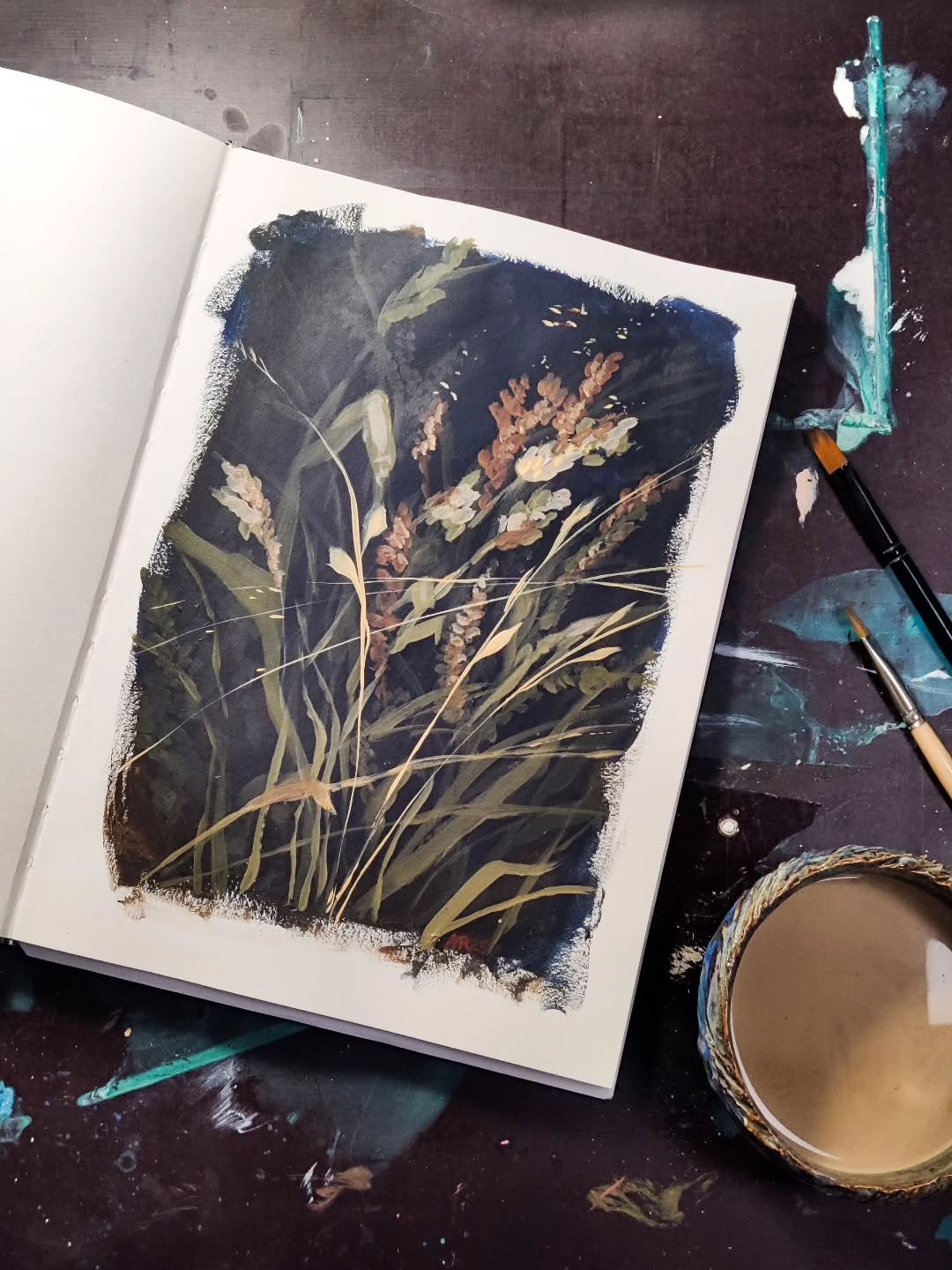 Luonnoskirjan sivulta l&ouml;ytyi ikkuna kes&auml;&auml;n. 
.
.
.
#guassi #guassimaalaus #luonnoskirja #kuvitus #gouachepainting