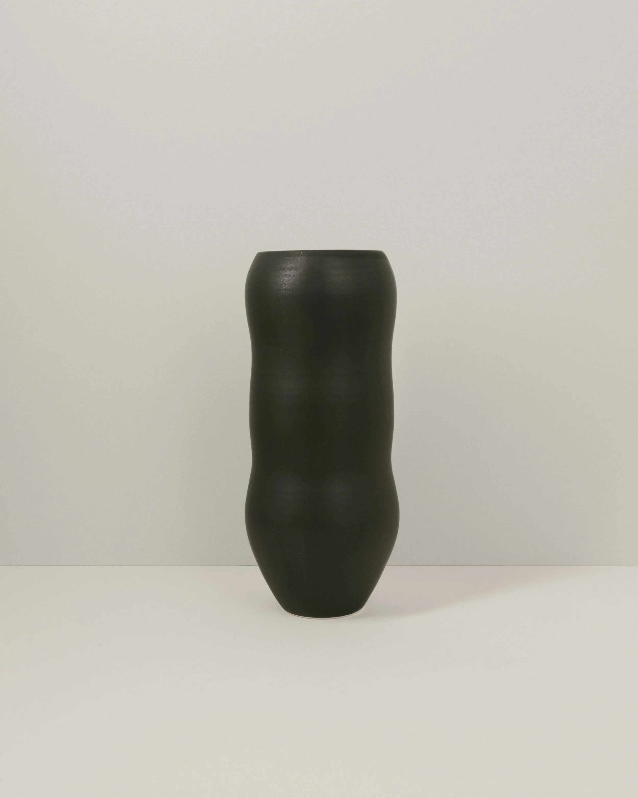 Silhouette Vase - 2023