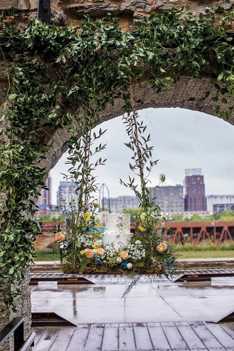 Layers of Elegance | Minnesota Bride