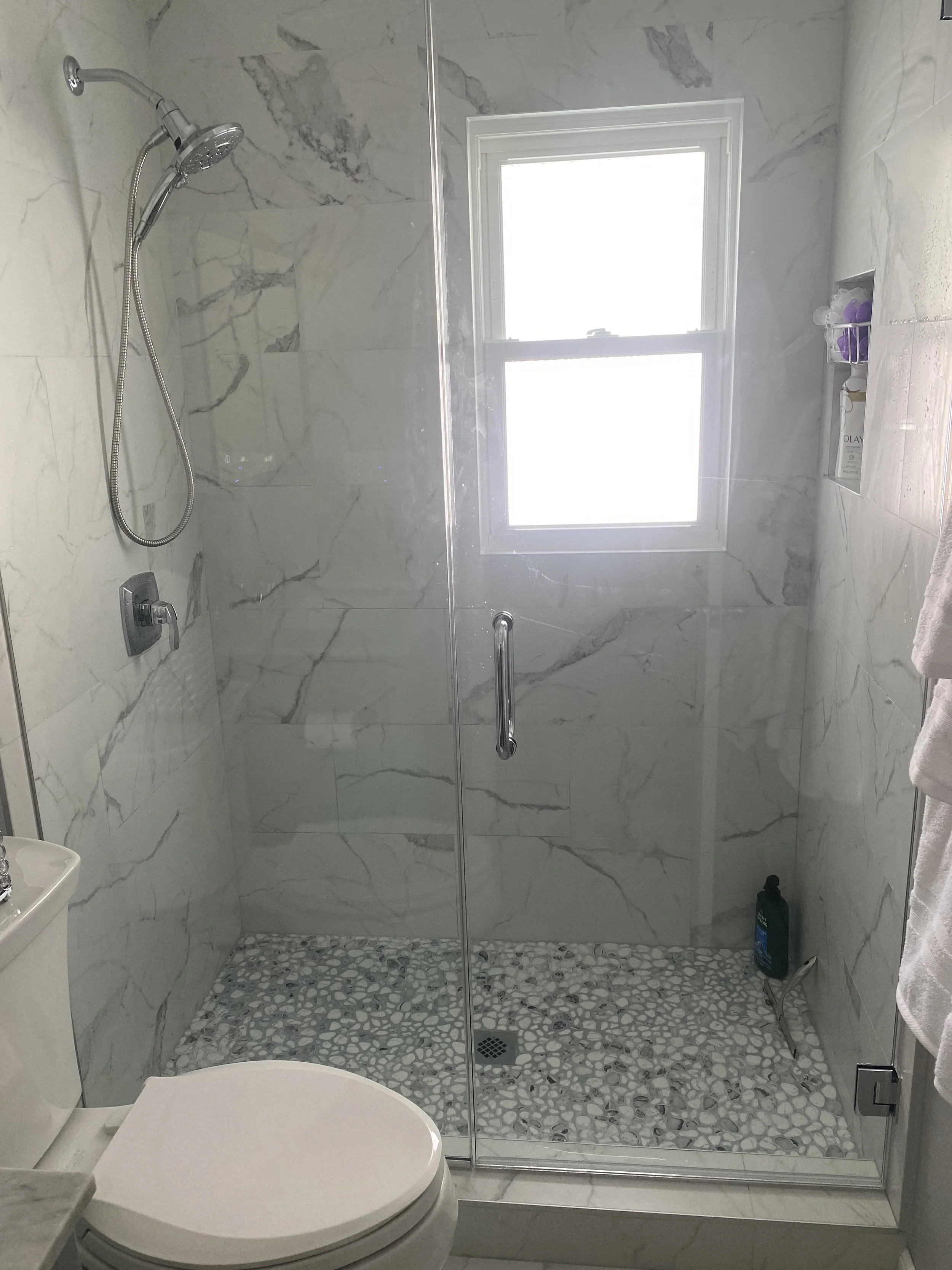 Bathroom Remodel Picture 1.jpeg