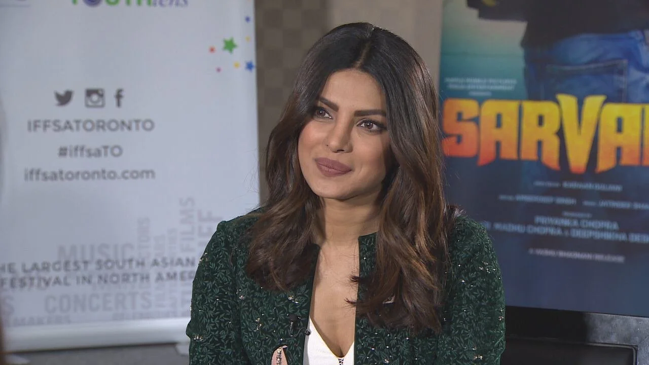 Priyanka Chopra Torotno