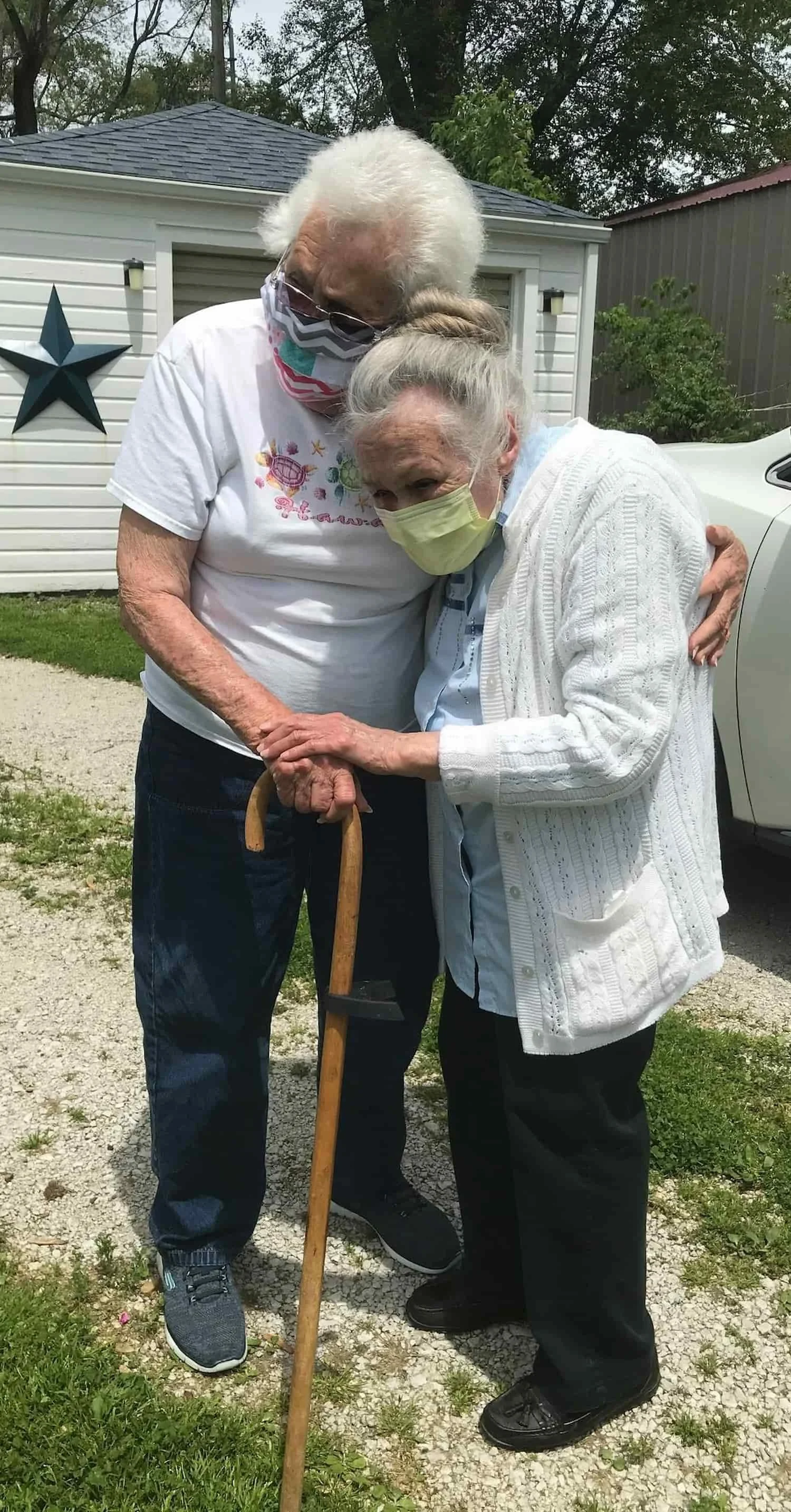 Eleanor Landon and Nellie Gay Johnson