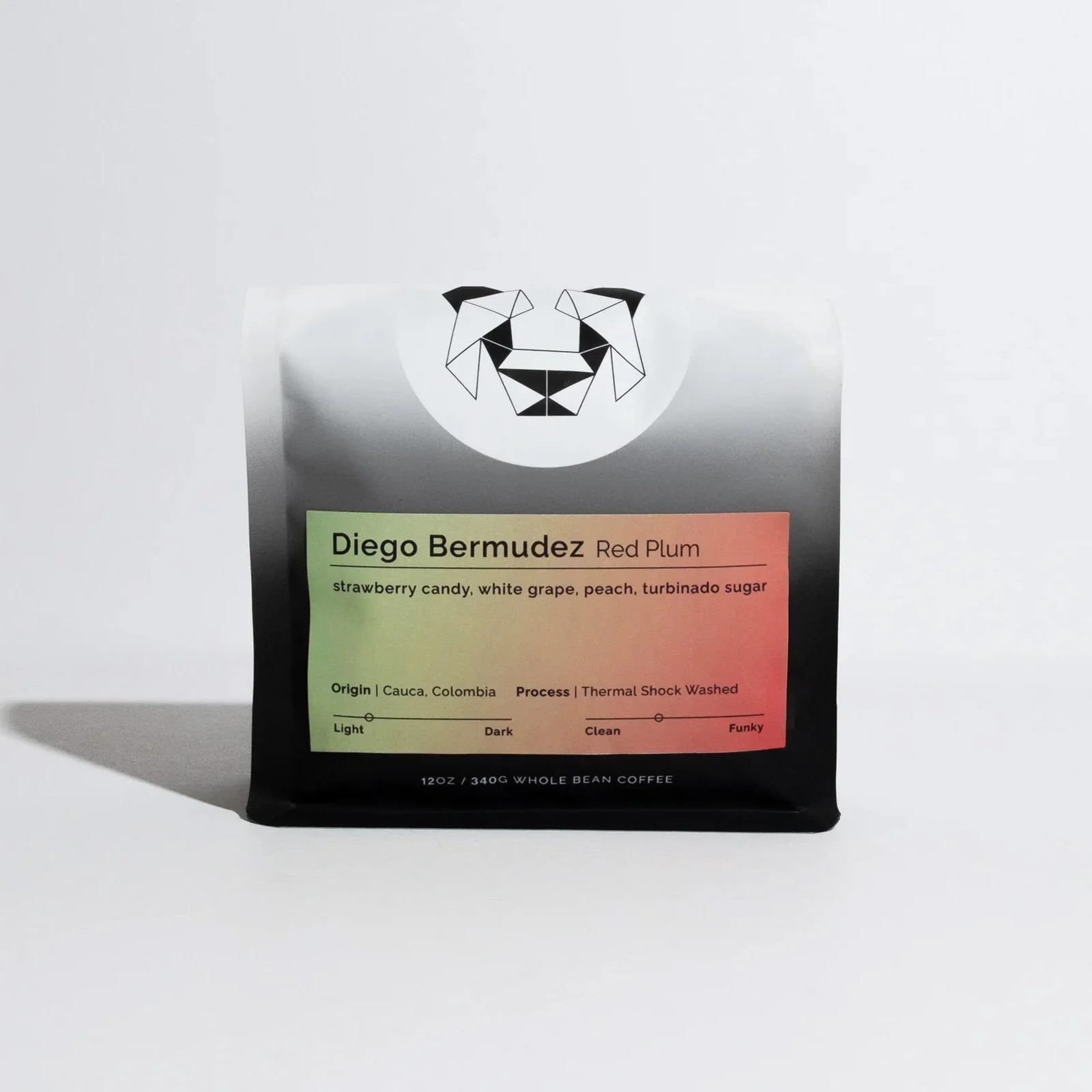 Black & White Diego Bermudez - Red Plum