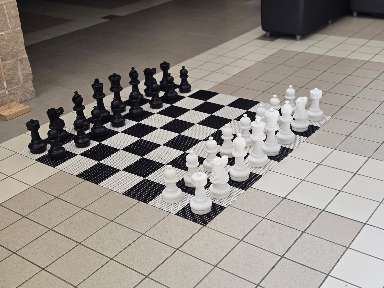 HOCO, but make it interactive. ♟️
Our giant chess set rental was such a fun addition to Jasper High School&rsquo;s Homecoming. 
.
Giant chess set rentals + interactive school event rentals , kids table and chairs rentals throughout DFW and the Dallas