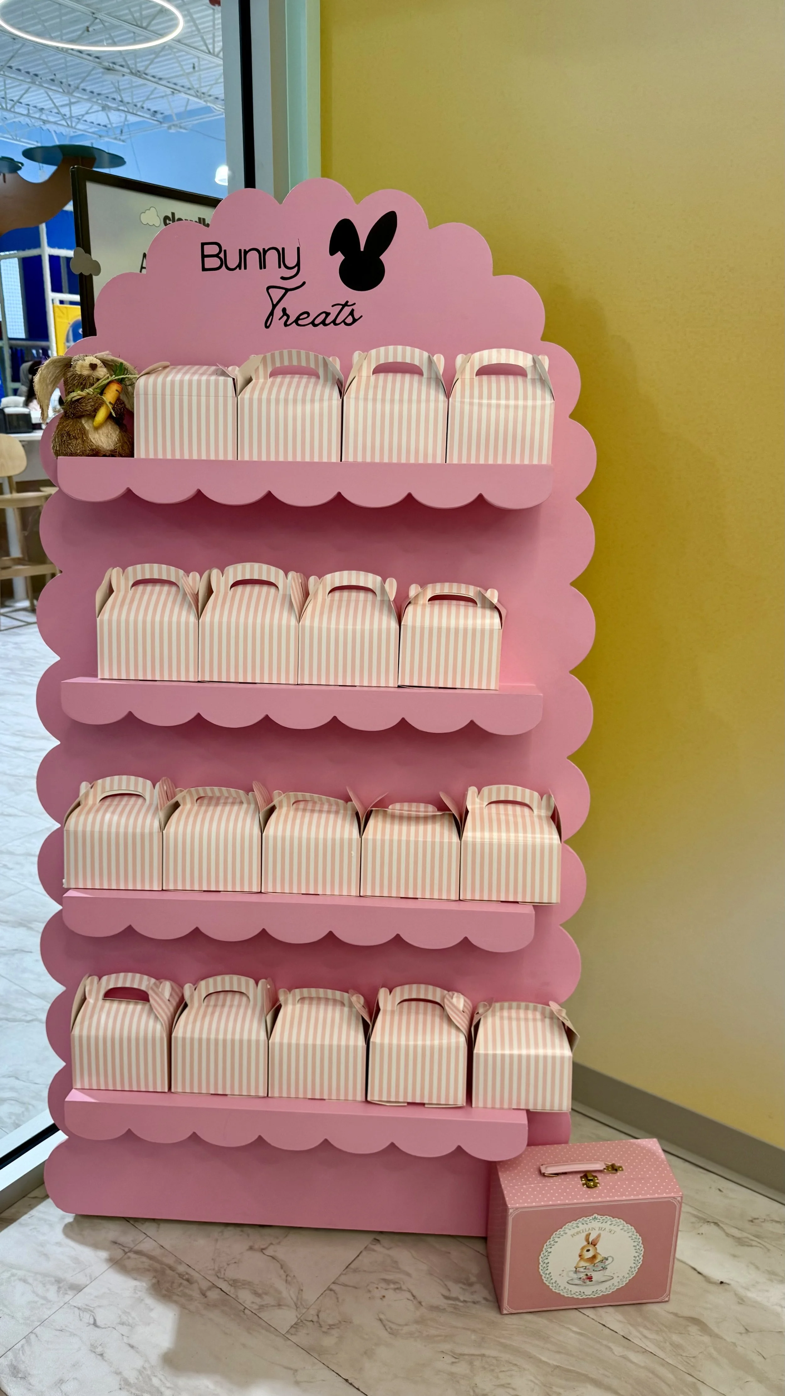 The Scallop Treat Wall
