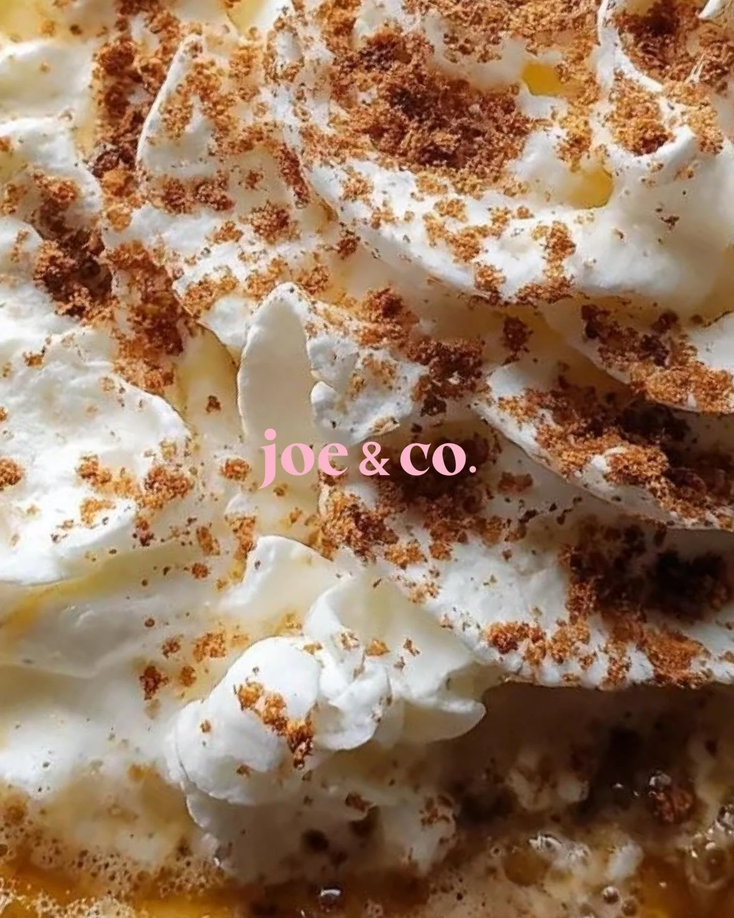 It&rsquo;s officially cozy season at Joe &amp; Co. ☕🍂
Our new fall + winter drinks have landed. And yes, the 𝗣𝘂𝗺𝗽𝗸𝗶𝗻 𝗦𝗽𝗶𝗰𝗲 𝗠𝗮𝘁𝗰𝗵𝗮 is finally here (we know you&rsquo;ve been waiting 😉). Come sip your way into sweater weather!

📍 C