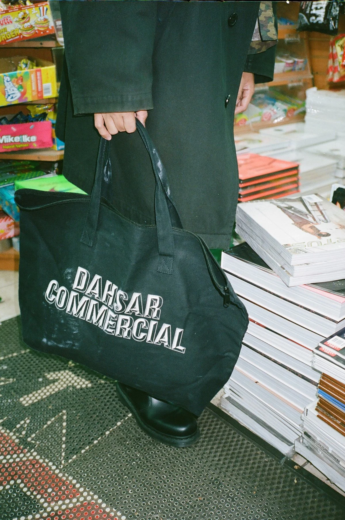 CommercialType_PeterSaville_Merch_Dahsar_RashadRastam49.jpg