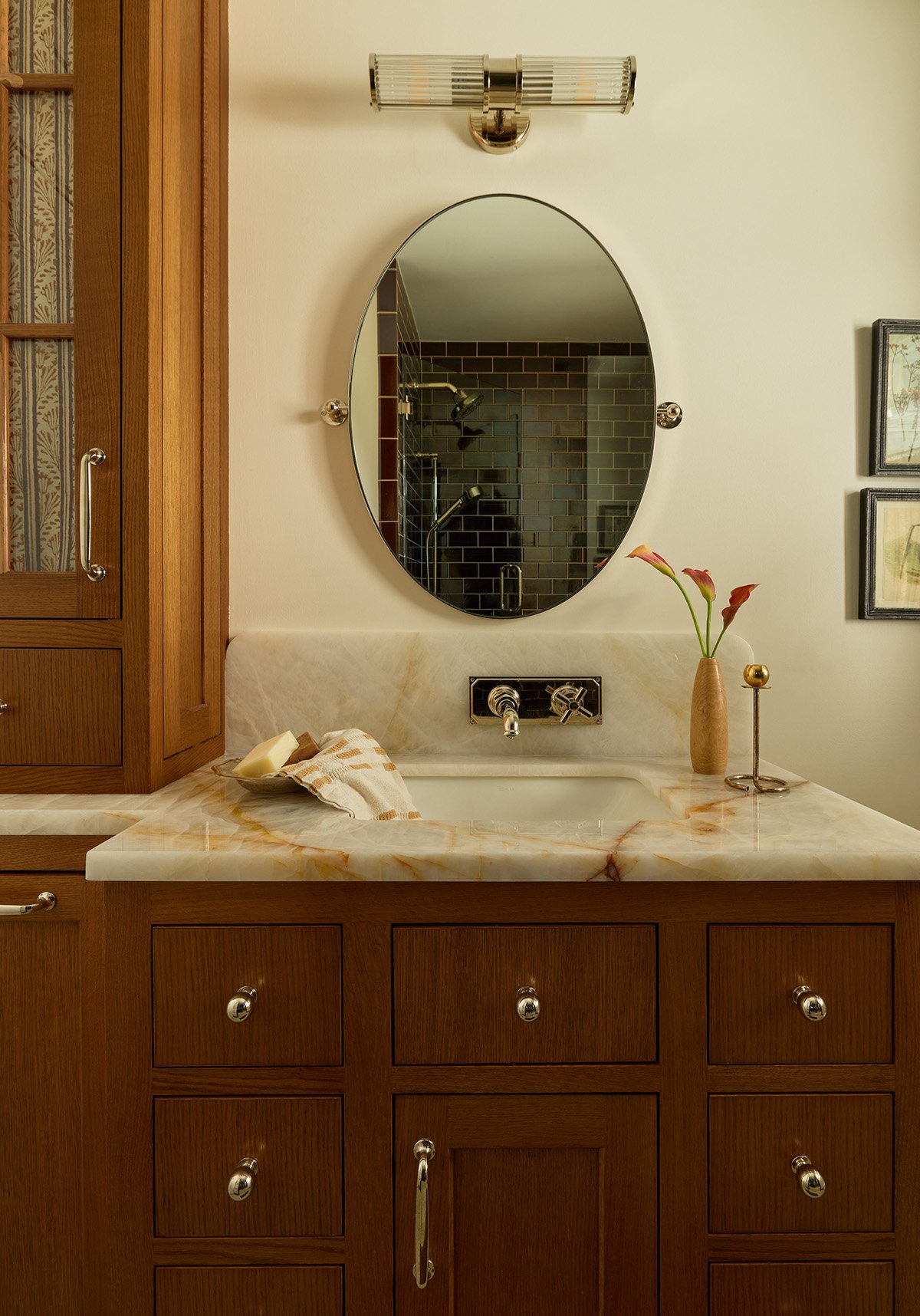 KlineInteriors_LeClaireBathroom0115_Social.jpg