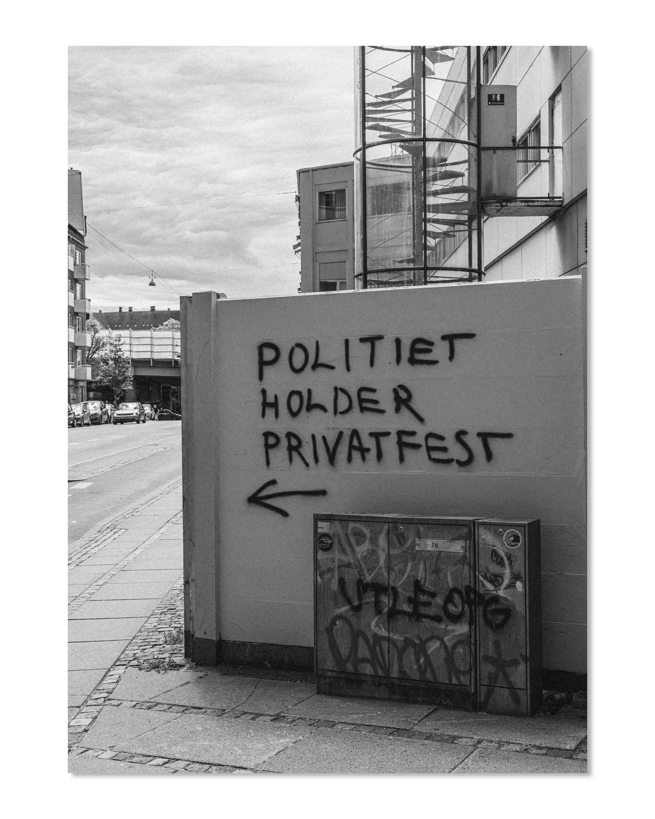 POLITIET_HOLDER_FEST_003.jpg